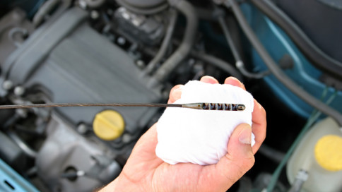 Oil Changes & Car Transmission Services | Mr. Quick&#39;s Oil Changes and Lube, Bangor, ME